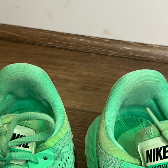 Women's Nike Lunar SkyLux Electro green - Picture 10 of 10